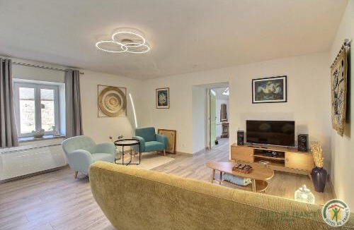 Bourbriac House | Le nid d'hirondelles