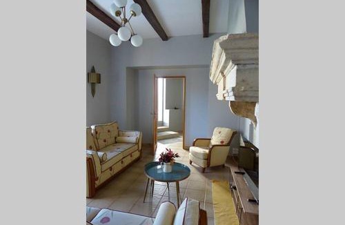 Coussey House | Le nid de Jehanne