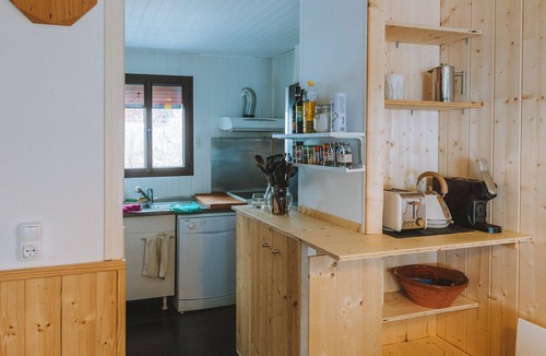 Vignec Ski Chalet | Le Nid de l'Arbizon, chalet cosy 8 pers. avec cheminée et terrasse.