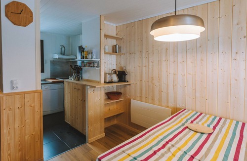 Vignec Ski Chalet | Le Nid de l'Arbizon, chalet cosy 8 pers. avec cheminée et terrasse.