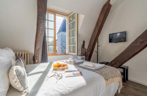 Tours City Centre Apartment | Le Nid de la Colombe - By PrestiPlace
