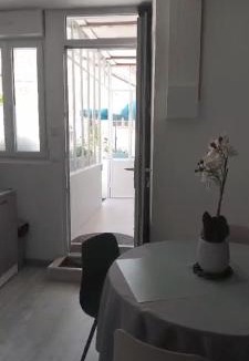 Joux-la-Ville Apartment | Le nid de Mary