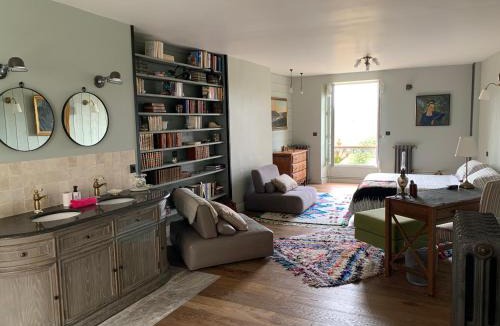 Rochefort-en-Yvelines Bed & Breakfast | Le Nid de Rochefort