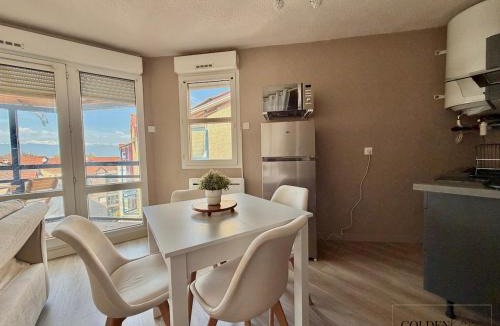 Viry Apartment | Le Nid des Frontières - Cocon avec Parking gratuit