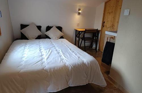 Arles City Centre Apartment | Le Nid Douillet