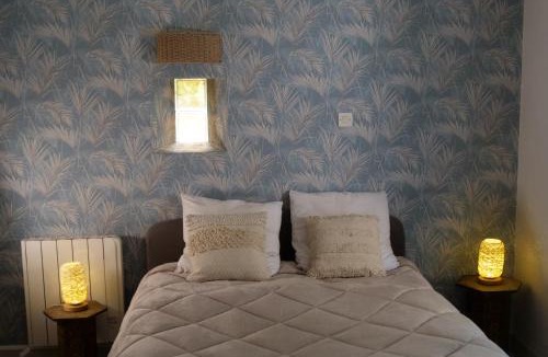 Ville-Saint-Jacques House | Le Nid du Cormier