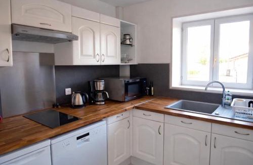 Montereau-sur-le-Jard Apartment | Le Nid du Voyageur