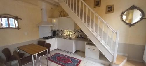 Rabastens Apartment | Le Nid