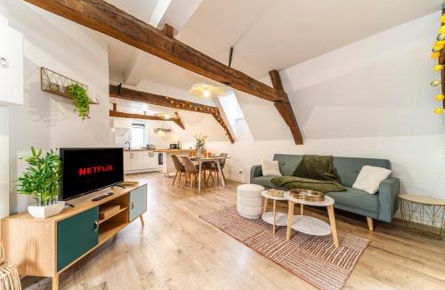 Cambrai Apartment | Le Nid - Hypercentre - 3 beds - Wifi - Netflix