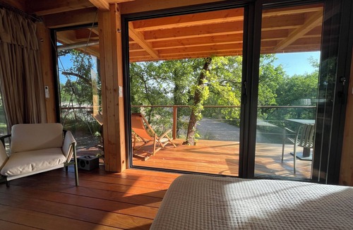 Le Puy-Sainte-Reparade Cabin | Le Nid in Provence