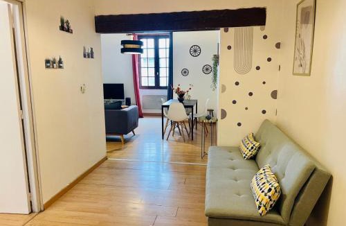 Bourgogne Apartment | Le Noeud de Bois