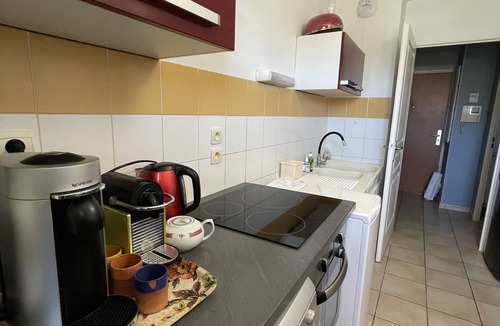 Estanove Apartment | LE NOMADE, MONTCALM PARK AND PRIVATE PARKING LOT