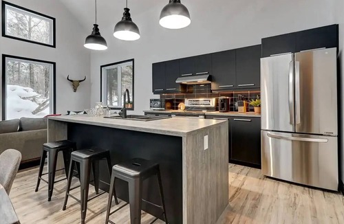 Saint Ferreol les Neiges Ski Chalet | Le Nordique