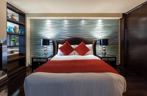 Shaughnessy Village Hotel | Le Nouvel Hotel