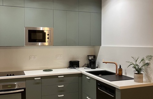 Reims House | Le Noyer - House with garden