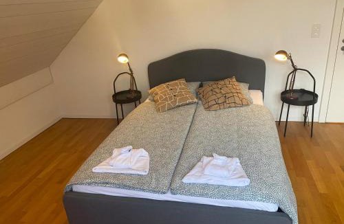 Perroy Apartment | Le Onze Soixante Six Duplex très ensoleillé