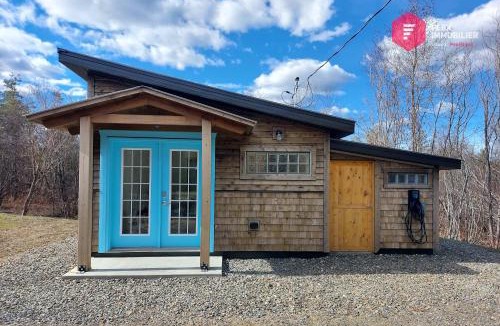 Notre-Dame-Des-Bois House | Le Pèlerin - Chalet rustique Écoresponsable en nature - Estrie