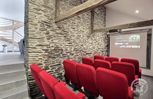 Saint-Gilles-du-Vieux-Marche House | Le paradis perdu
