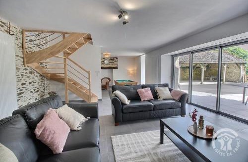 Saint-Gilles-du-Vieux-Marche House | Le paradis perdu