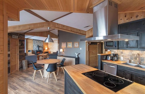 Saint-Simeon Ski Chalet | Le P'tit Bijou au Bord du Fleuve