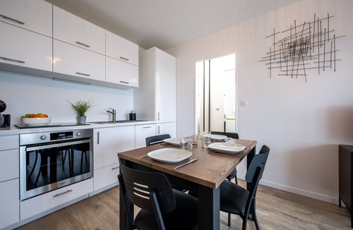 Cabourg Apartment | Le P'tit Charmant - 1km de la Plage