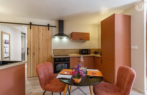 Outrechaise House | LE P'TIT GITE EN PLUS