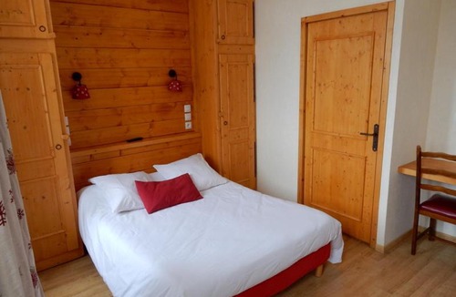 Ax-les-Thermes Hotel | Le P'tit Montagnard