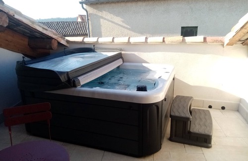 Montaren-et-Saint-Mediers House | LE PASSAGE 2