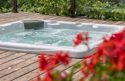 Verrieres House | Le Pailler Chambres D'hôtes Restaurant Gîte piscine & spa