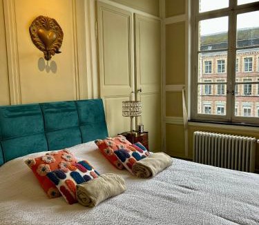 Saint-Omer Bed & Breakfast | Le Palais de la Cathédrale