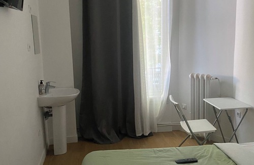Saint-Denis Hotel | Le Palmier