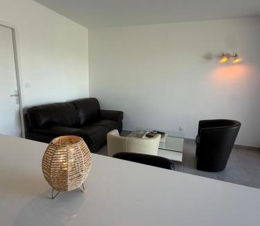 Alixan Apartment | Le Panier