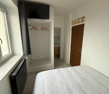 Saint-Parize-le-Chatel Apartment | Le Panoramique