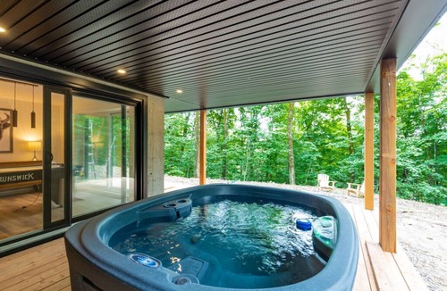 Morin Heights House | Le Panorama, Chalet Avec spa Près des Pentes de Ski!