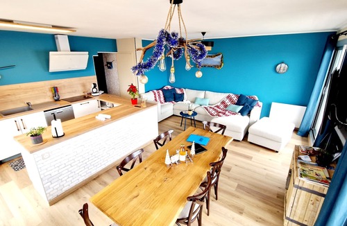 Grandcamp-Maisy Apartment | Le Panoramic - 180° sea view & port - Balcony - Elevator - Garage - Waterfront