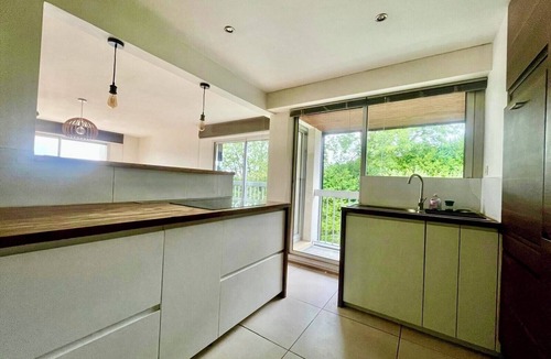 Mont-Saint-Aignan Apartment | Le Papillon, F3 moderne avec terrasse et parking