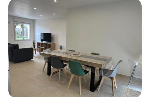 Mareuil-sur-Cher House | le papillon voyageur