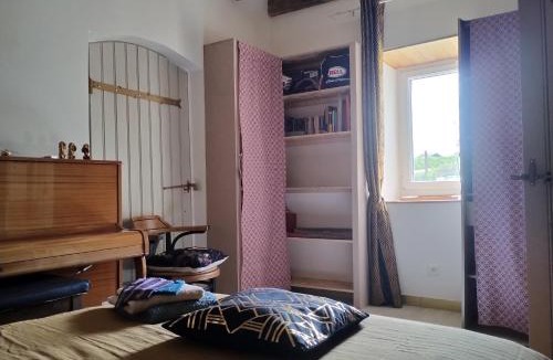 Marigne-Laille House | Le paradis des chats bercéen chez Stéphanie près circuit du Mans, possibilité rajout lit pliant 1 personne, animaux acceptés, relais motard