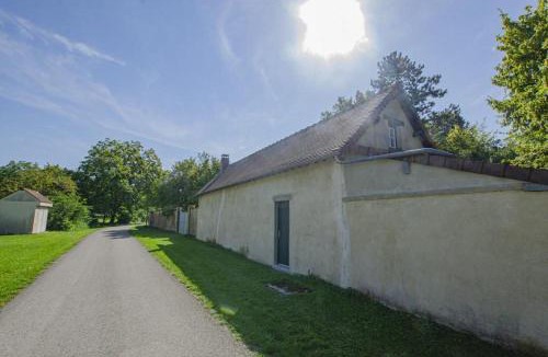 Saint-Thibault House | Le paradis des ecureuils