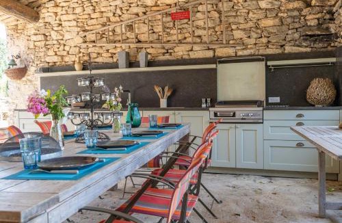 Menerbes House | Le Paradis des Fleurs