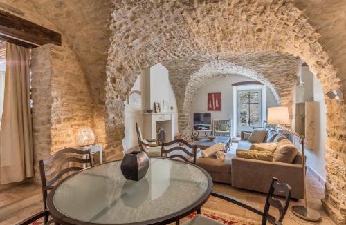 Menerbes House | Le Paradis des Fleurs