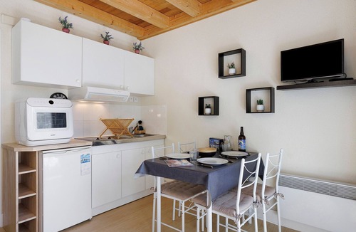 Jard-sur-Mer Apartment | Le Parc 251 – Prime Location for Sport and Nature Getaways
