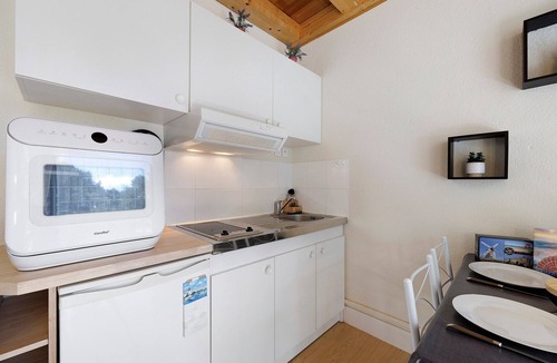 Jard-sur-Mer Apartment | Le Parc 251 – Prime Location for Sport and Nature Getaways
