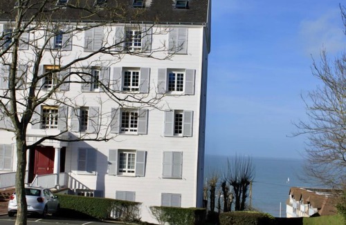 Trouville-sur-Mer Apartment | Le Parc Cordier by Interhome