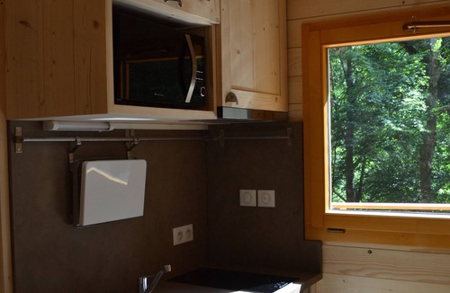 Salles-en-Toulon RV Rental | Le Parc de la Belle