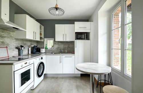 Ryes Apartment | Le parc du château - Dépendance du château