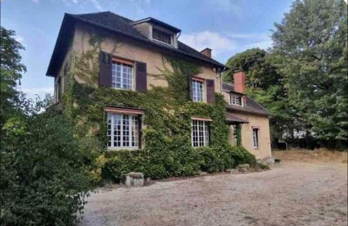 Coulanges-sur-Yonne House | LE PARC