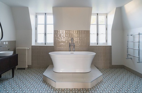 Provins House | Le Parc