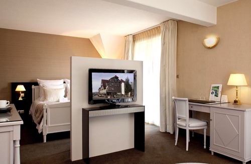 Saint-Hippolyte Hotel | Le Parc