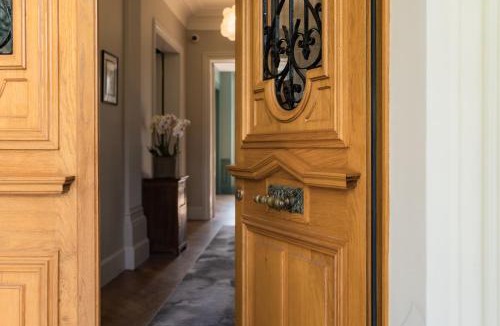 Provins House | Le Parc Maison d'hotes de Charme